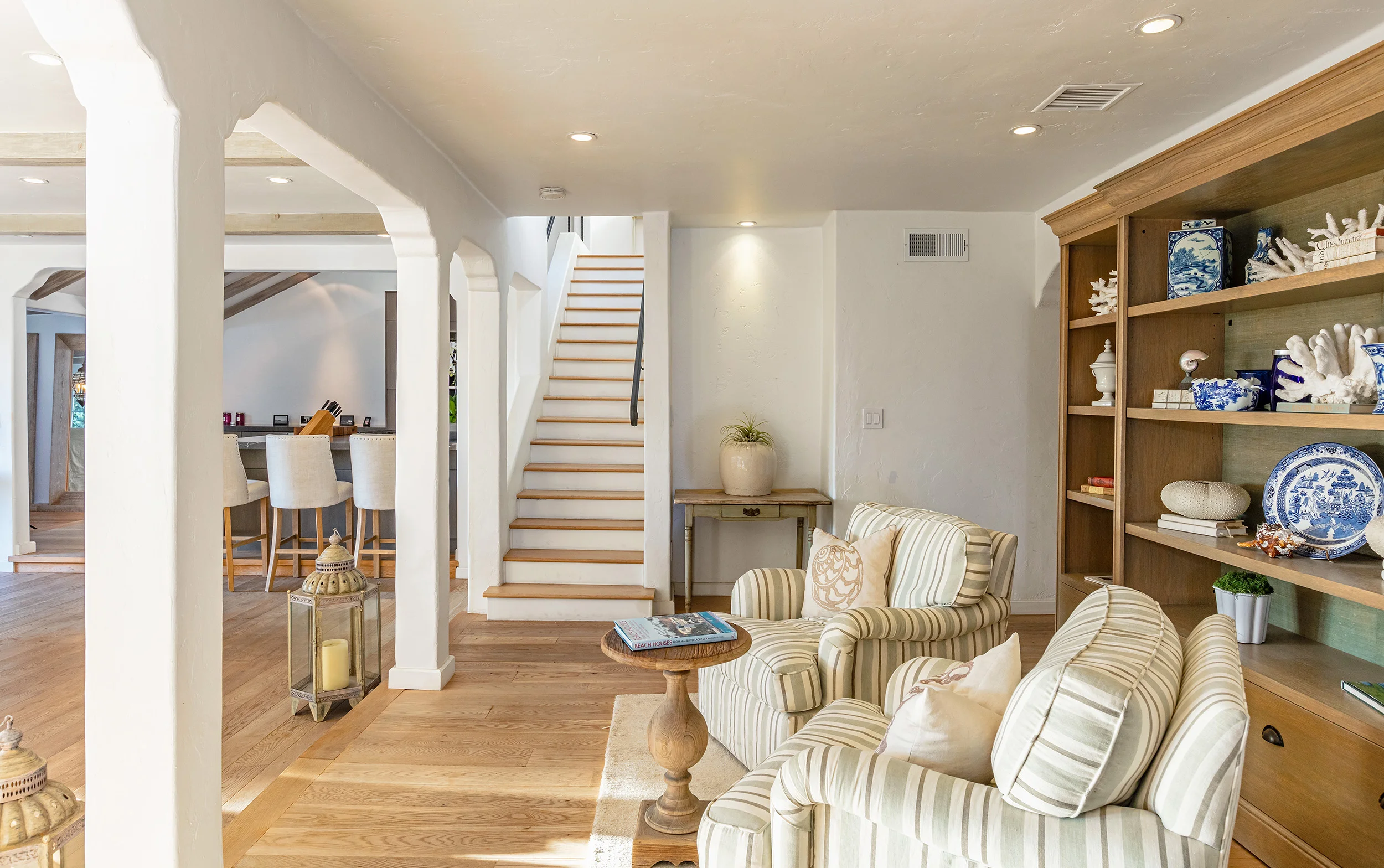 705 Palisades Beach Rd photo 7