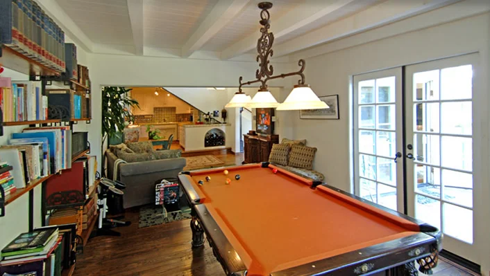 705 Palisades Beach Rd photo 11