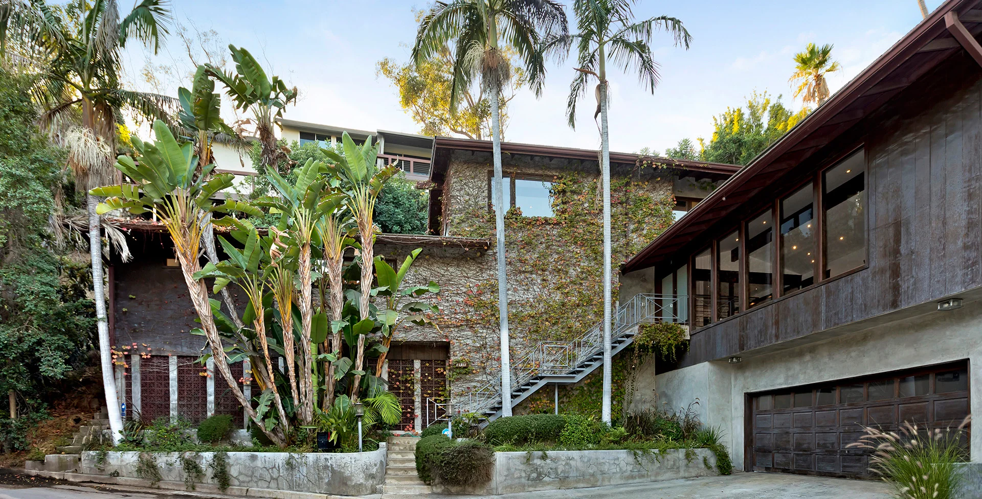 7067 La Presa Dr photo 2