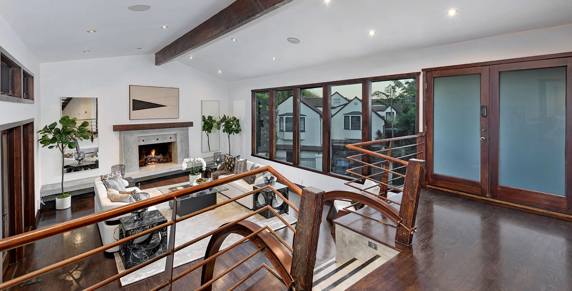 7067 La Presa Dr photo 3