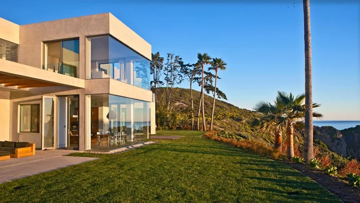 7377 Birdview Ave photo 3