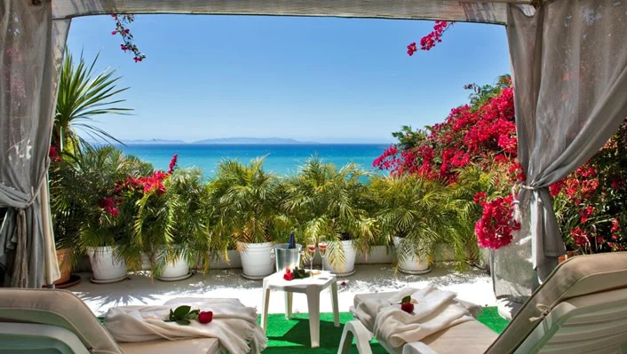 85 Yacht Harbor Drive photo 2