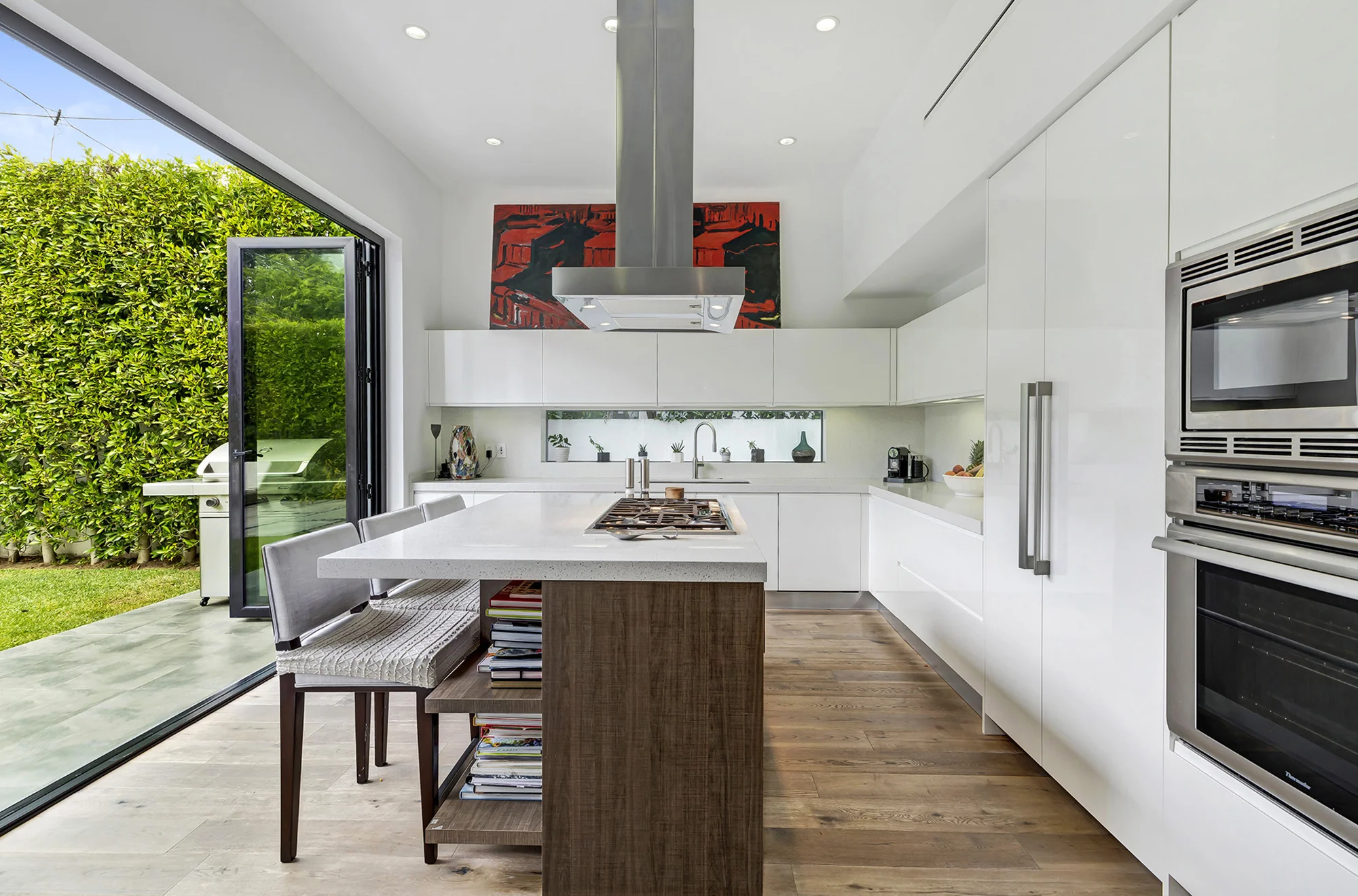 8745 Rosewood Ave photo 13