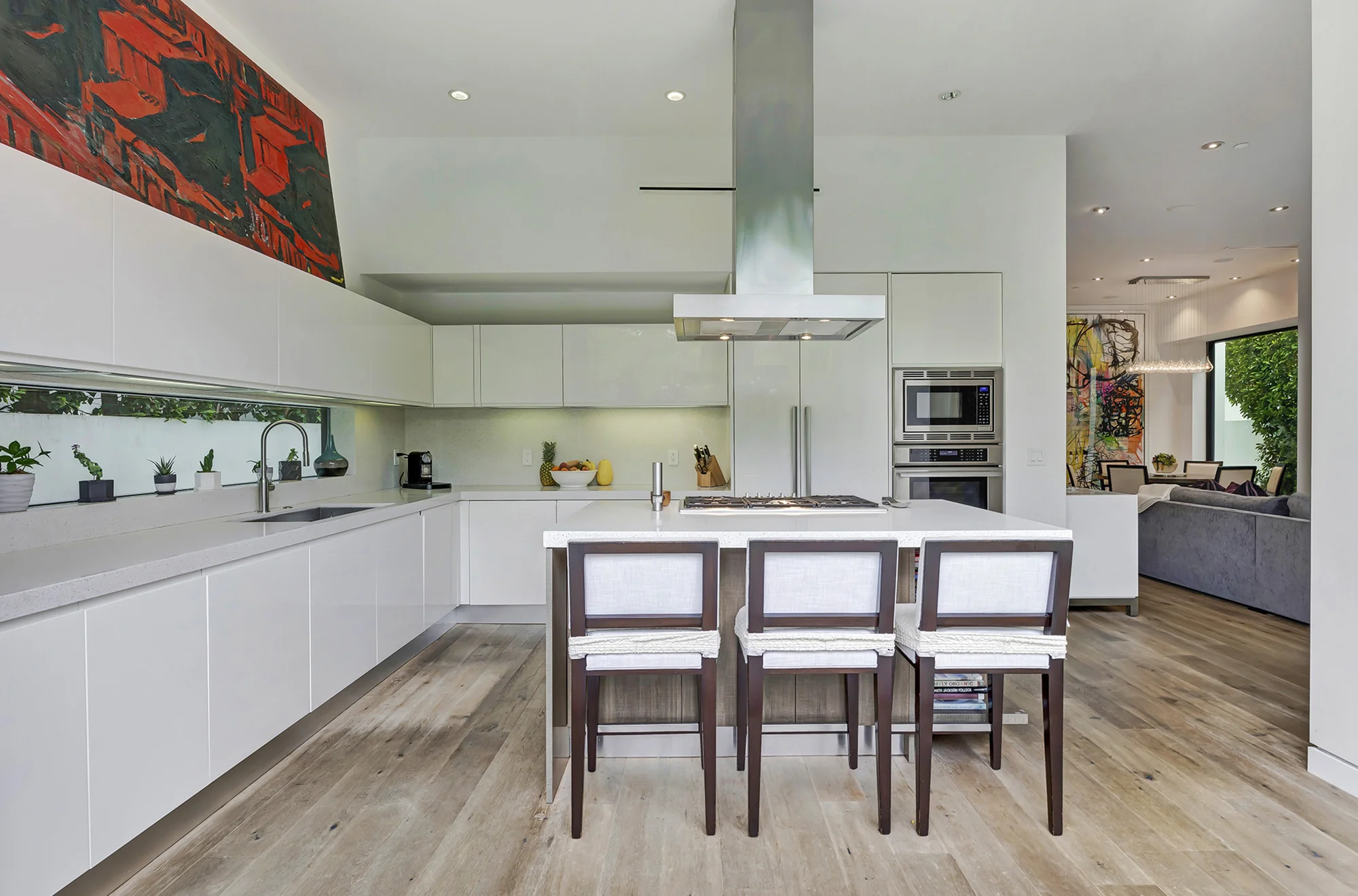 8745 Rosewood Ave photo 15