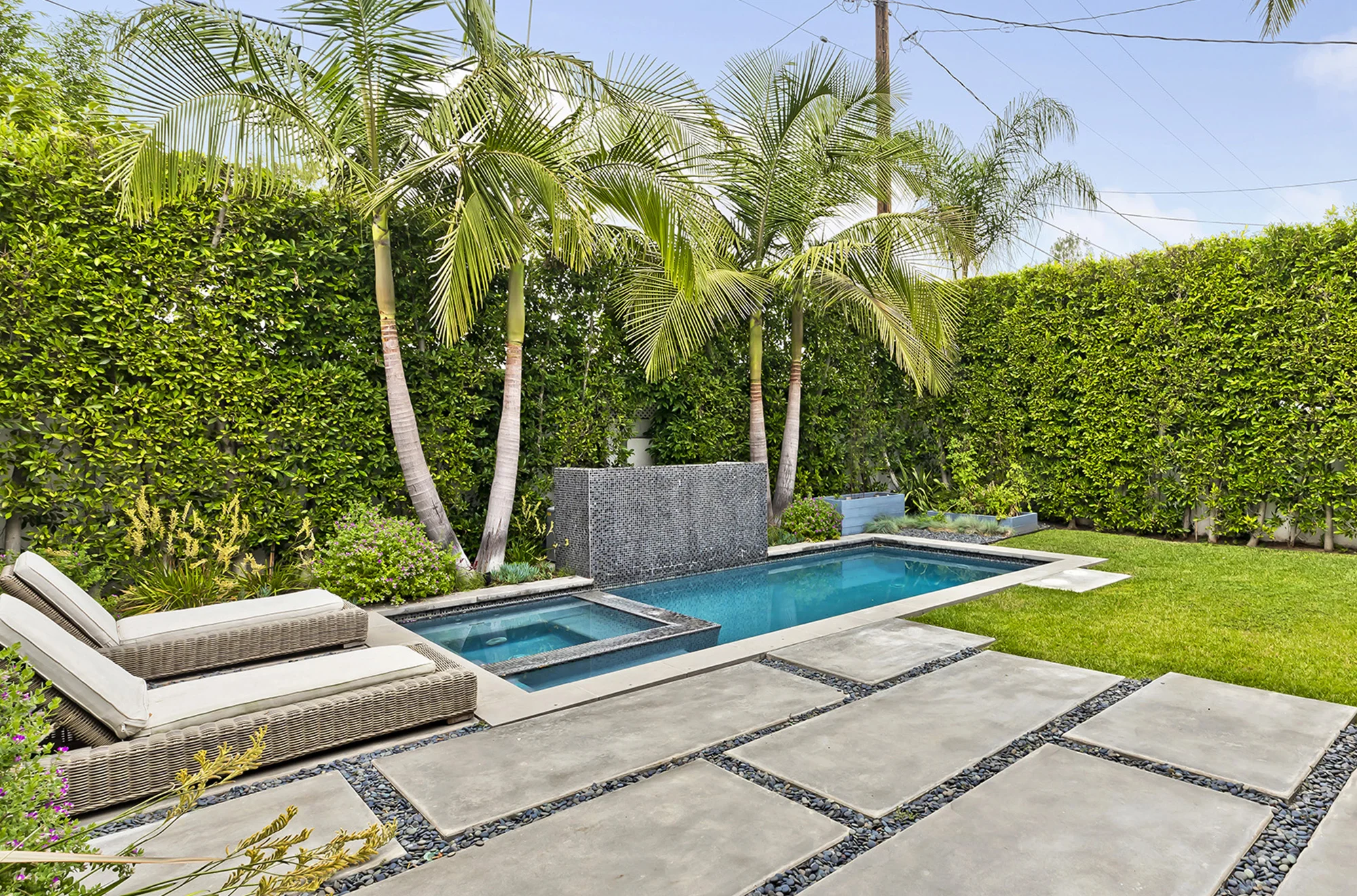 8745 Rosewood Ave photo 25