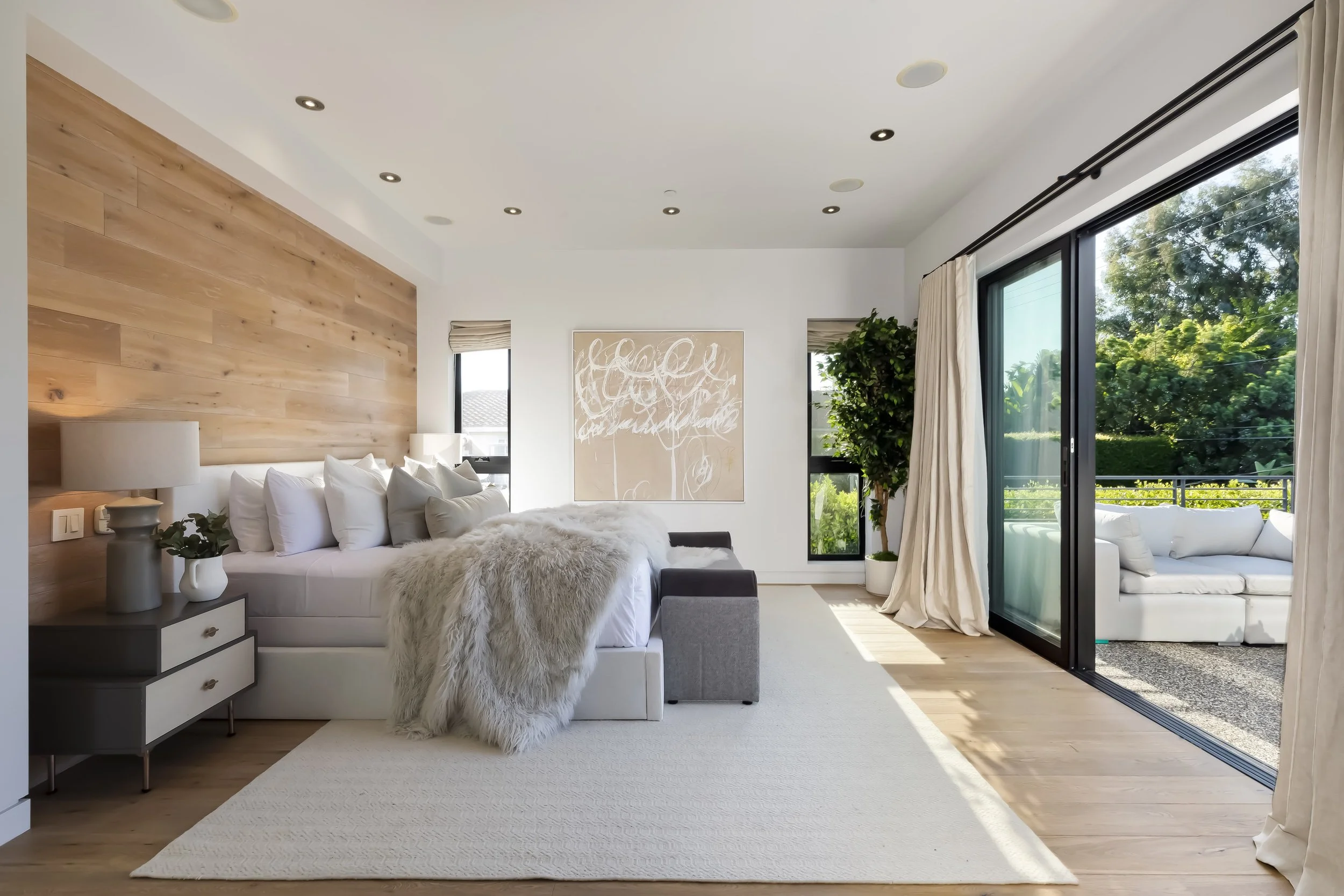 8745 Rosewood Ave photo 18