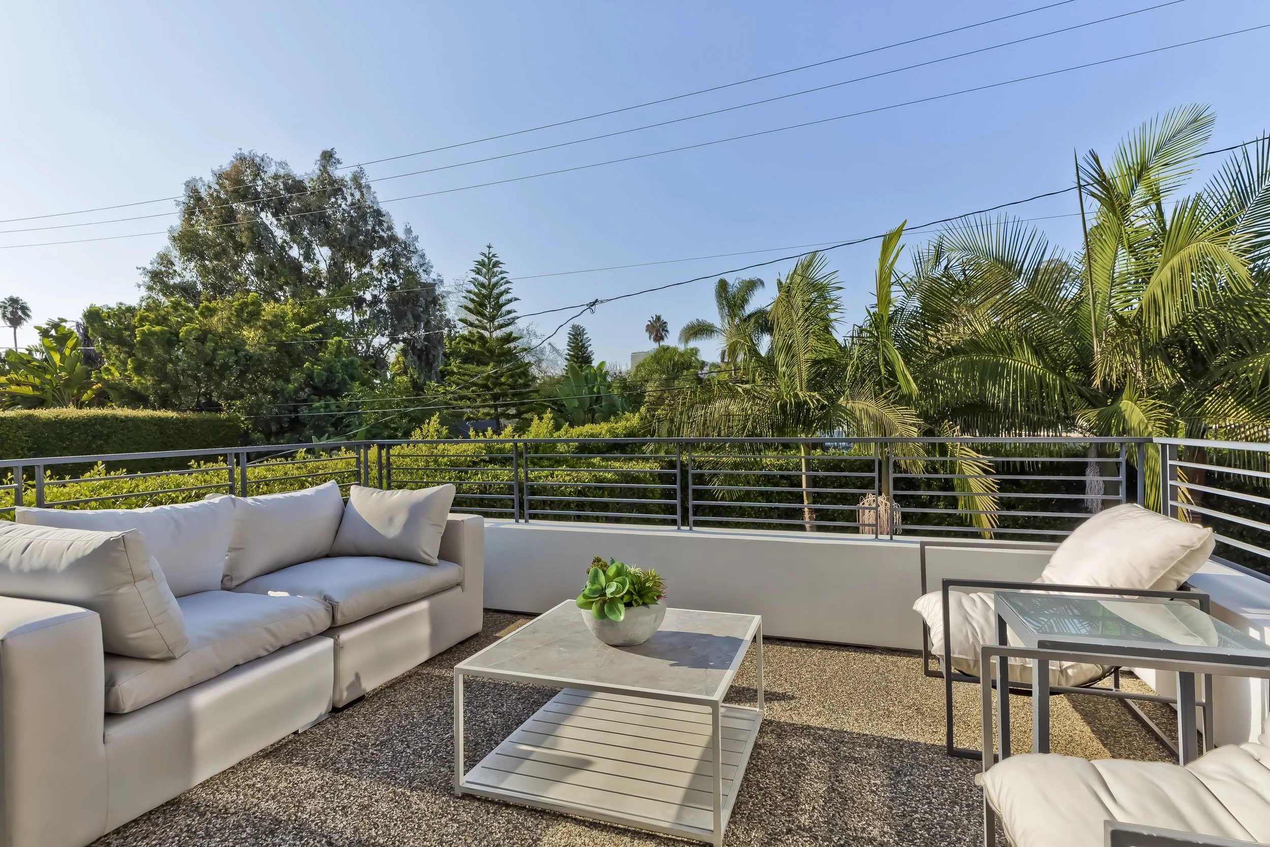 8745 Rosewood Ave photo 19