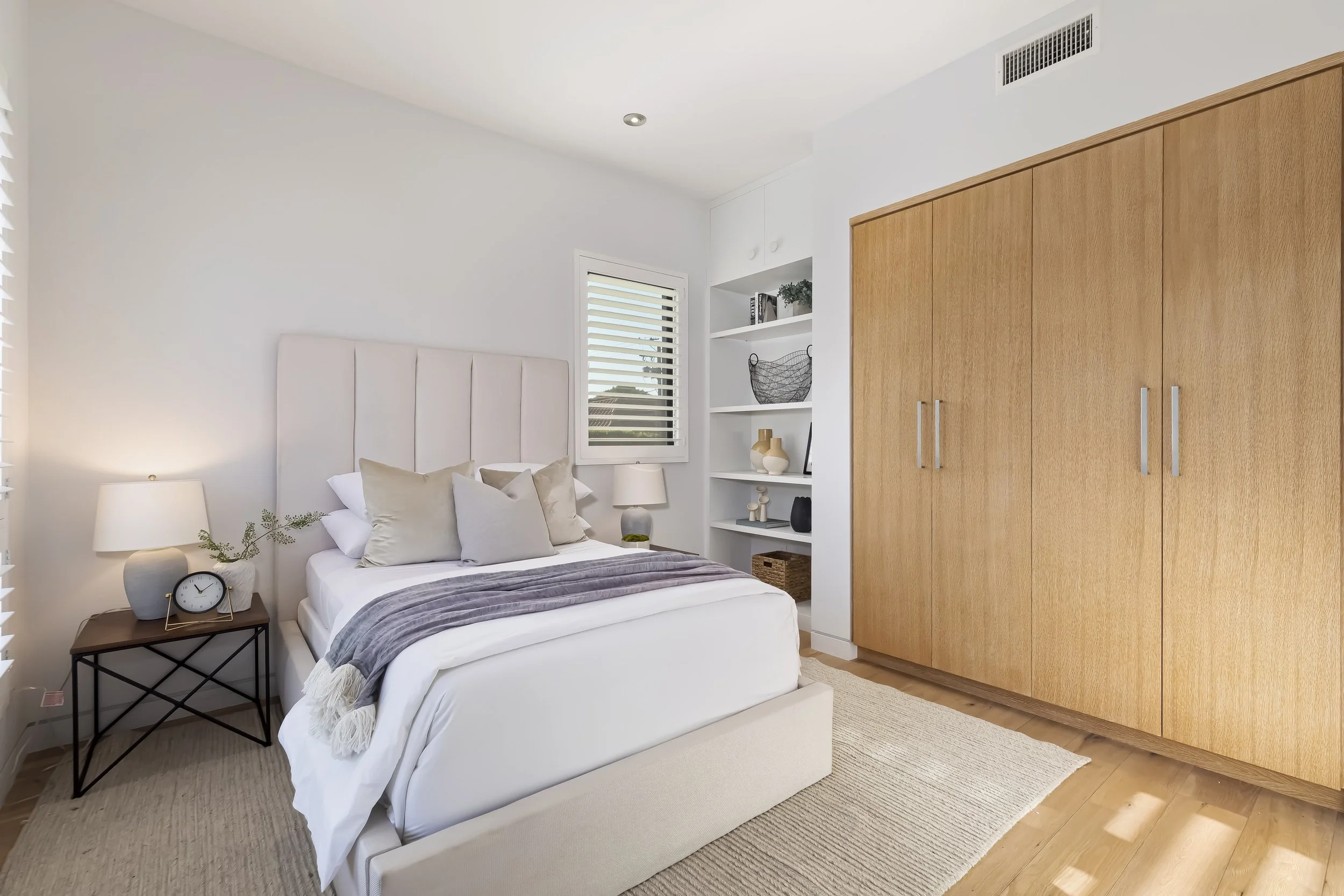 8745 Rosewood Ave photo 26