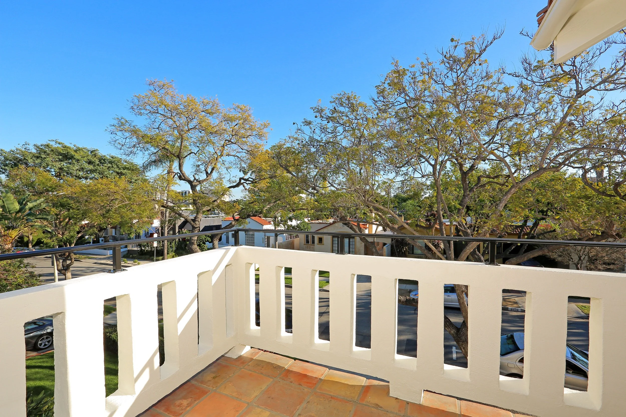 8937 Dorrington Ave photo 14