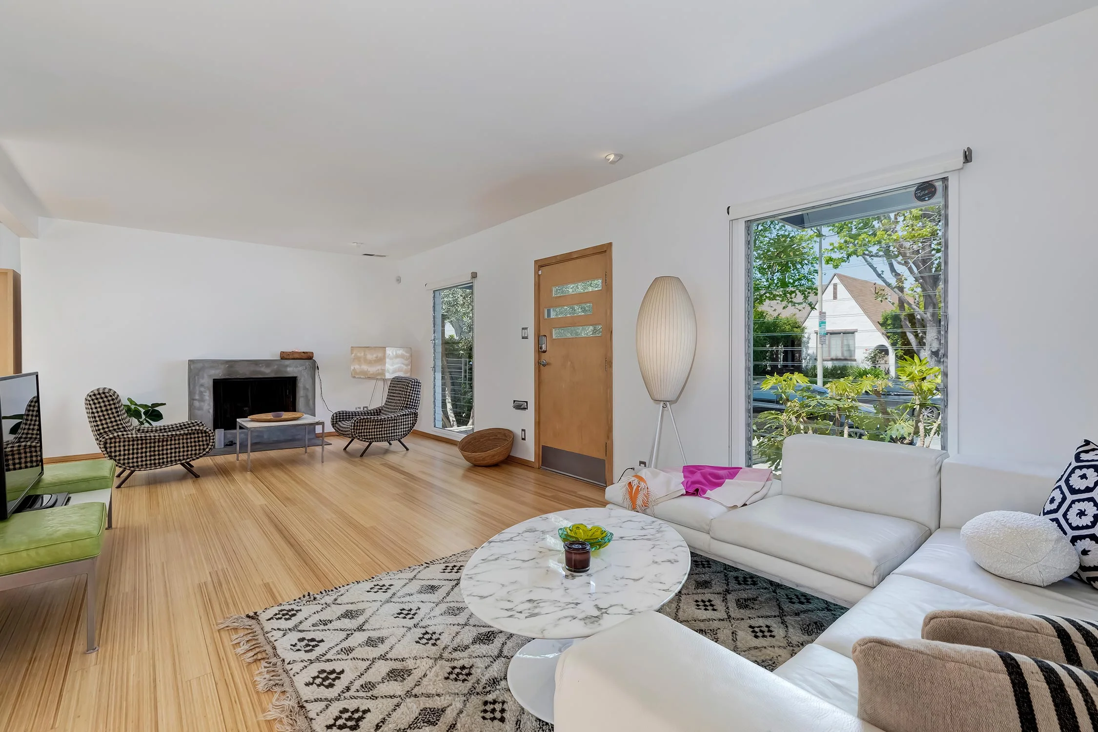 9004 Ashcroft Ave photo 3