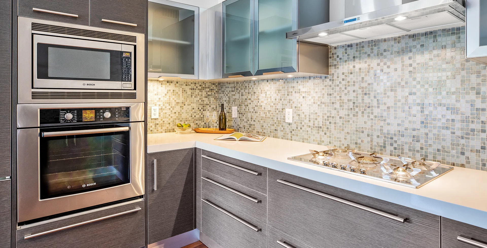 928 N Croft Ave #102 photo 11