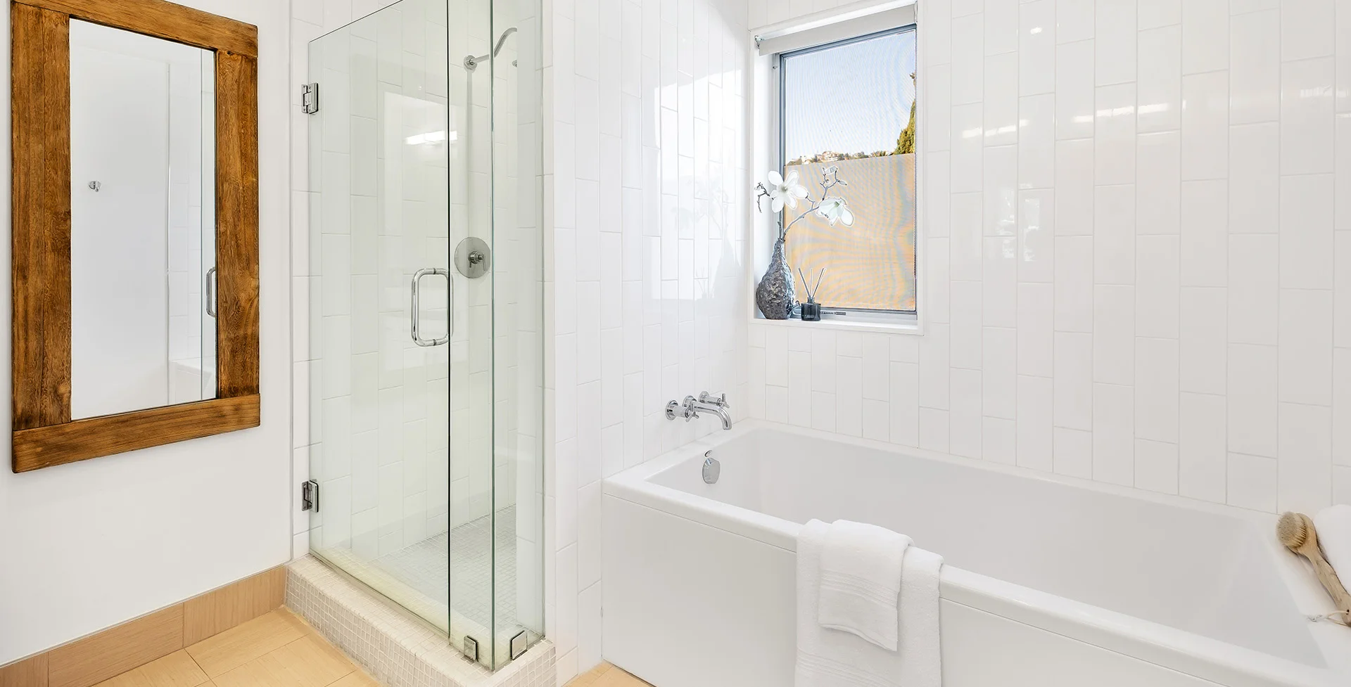 928 N Croft Ave #102 photo 16