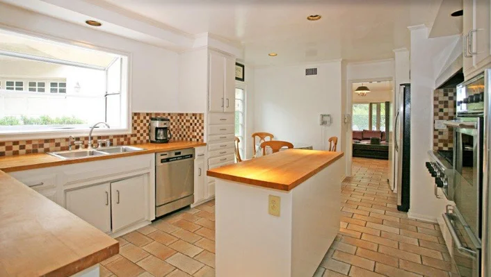 9284 Swallow Drive photo 40