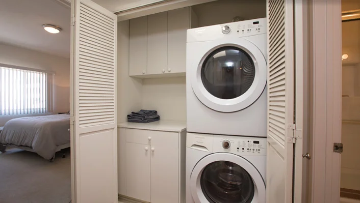 937 12th St #303 photo 12