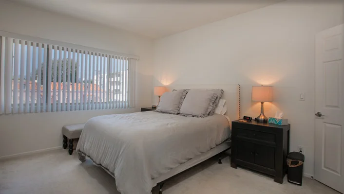 937 12th St #303 photo 15