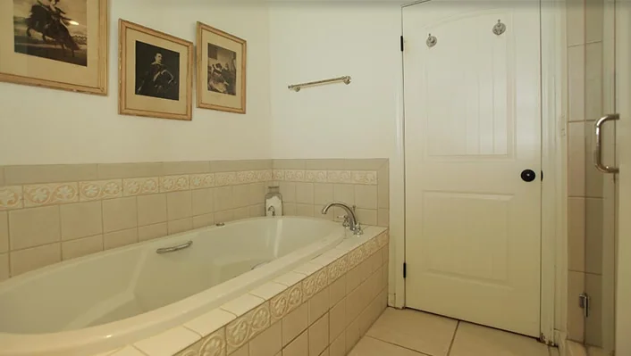 9525 Dalegrove Drive photo 16