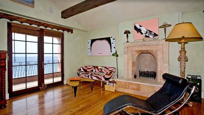 Malibu Colony photo 16