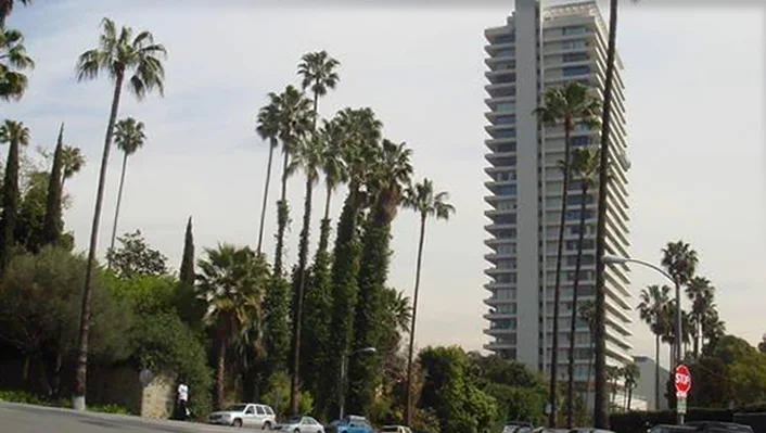 Sierra Towers - Unit #1801 photo 4